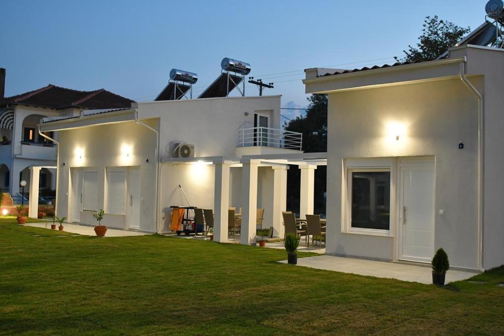 Ferienhaus Havana Leptokaryá